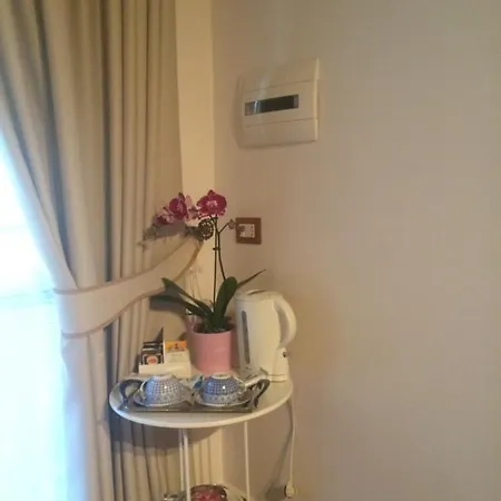 L'approdo 2 3* Casalnuovo Di Napoli